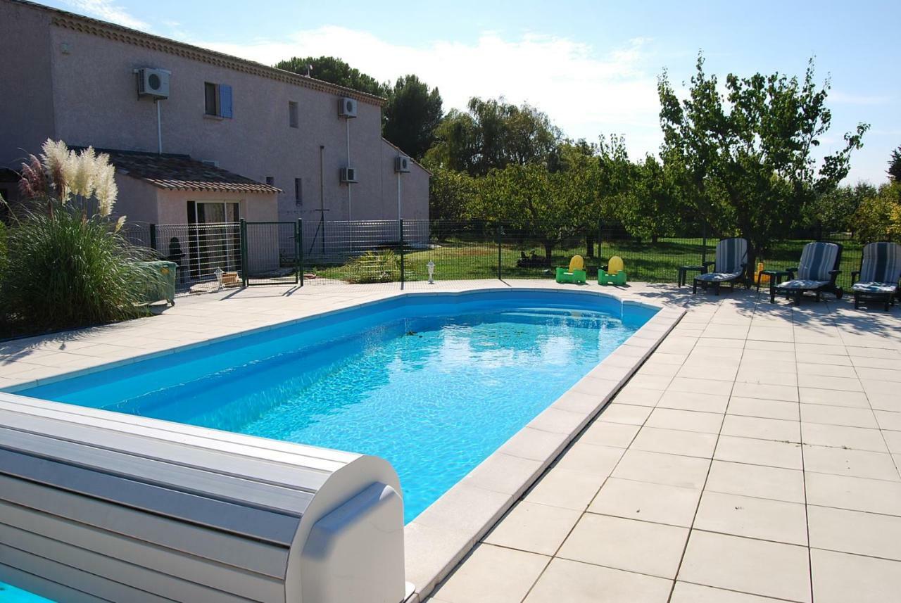 L'Oustau Dei Sol Appartamento Monteux Esterno foto